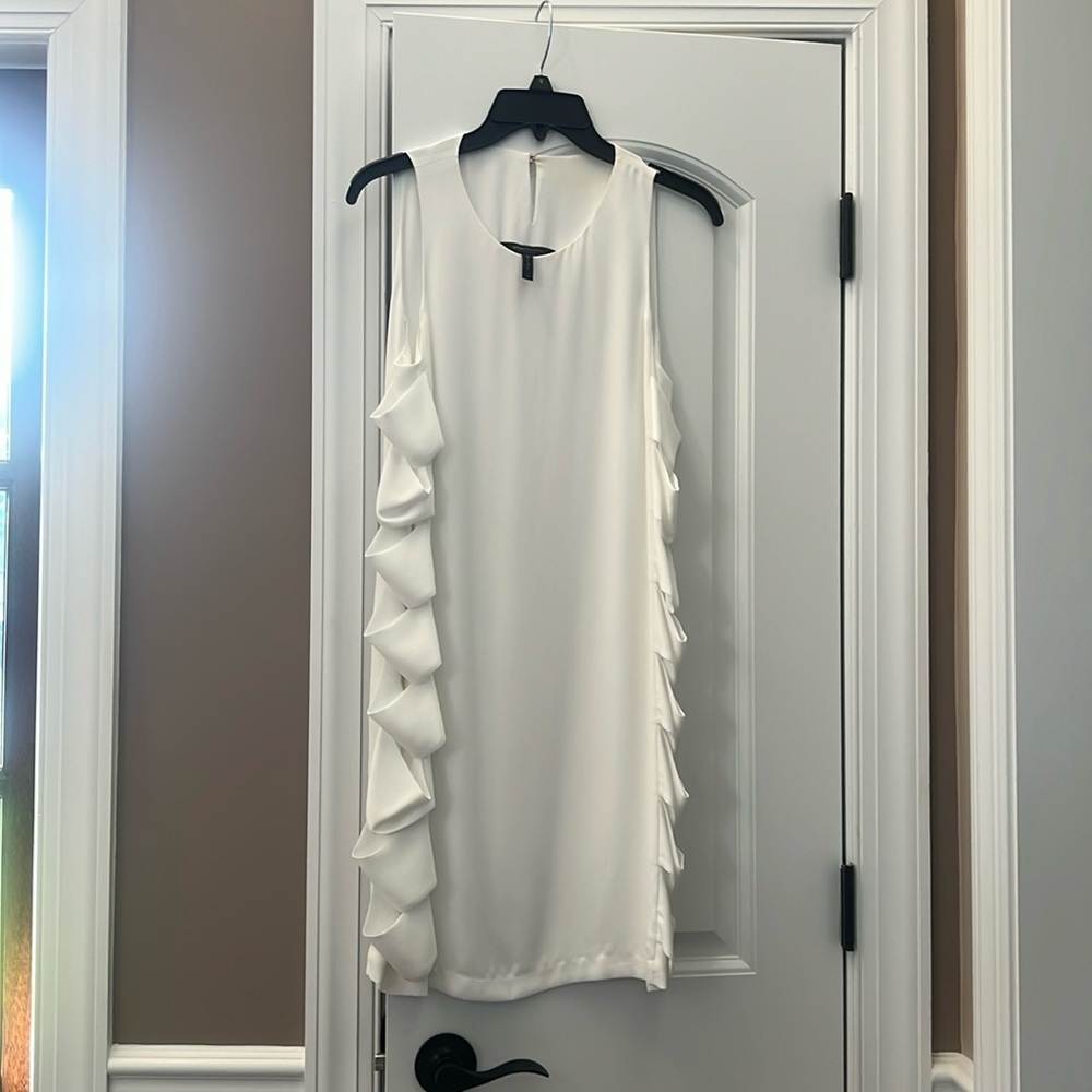 BCBGMAXAZRIA Eren Cutout Sides Sleeveless Dress RARE Designer White size 4